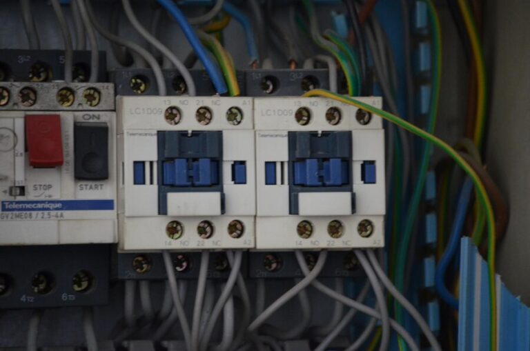 circuit breaker